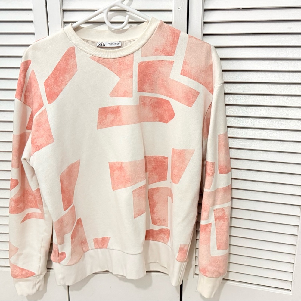 Zara Women's Abstract Pink and Cream Sweater